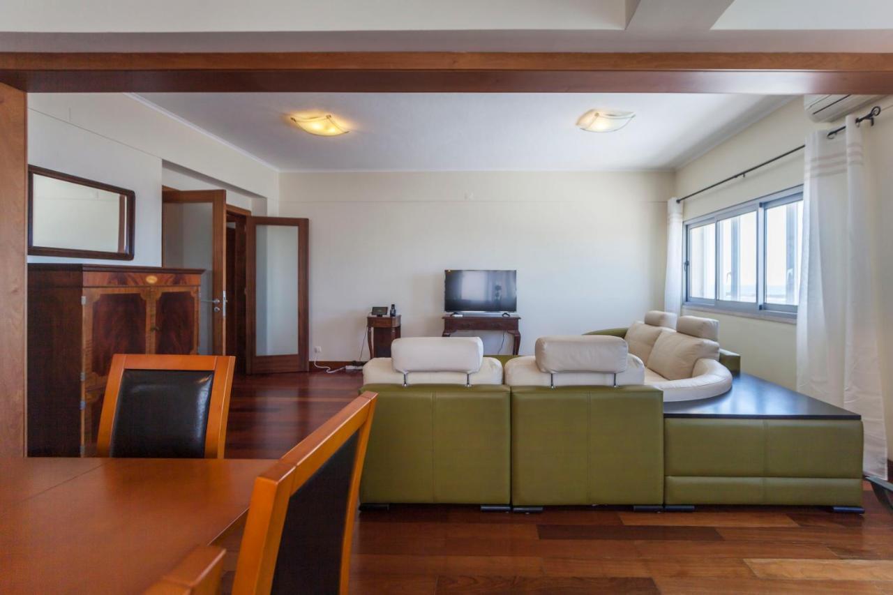Deluxe Marina Apartment Ponta Delgada Buitenkant foto